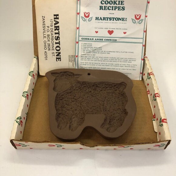 Heartstone "Little Lamb" in Its Original Box - Picture 5 of 11